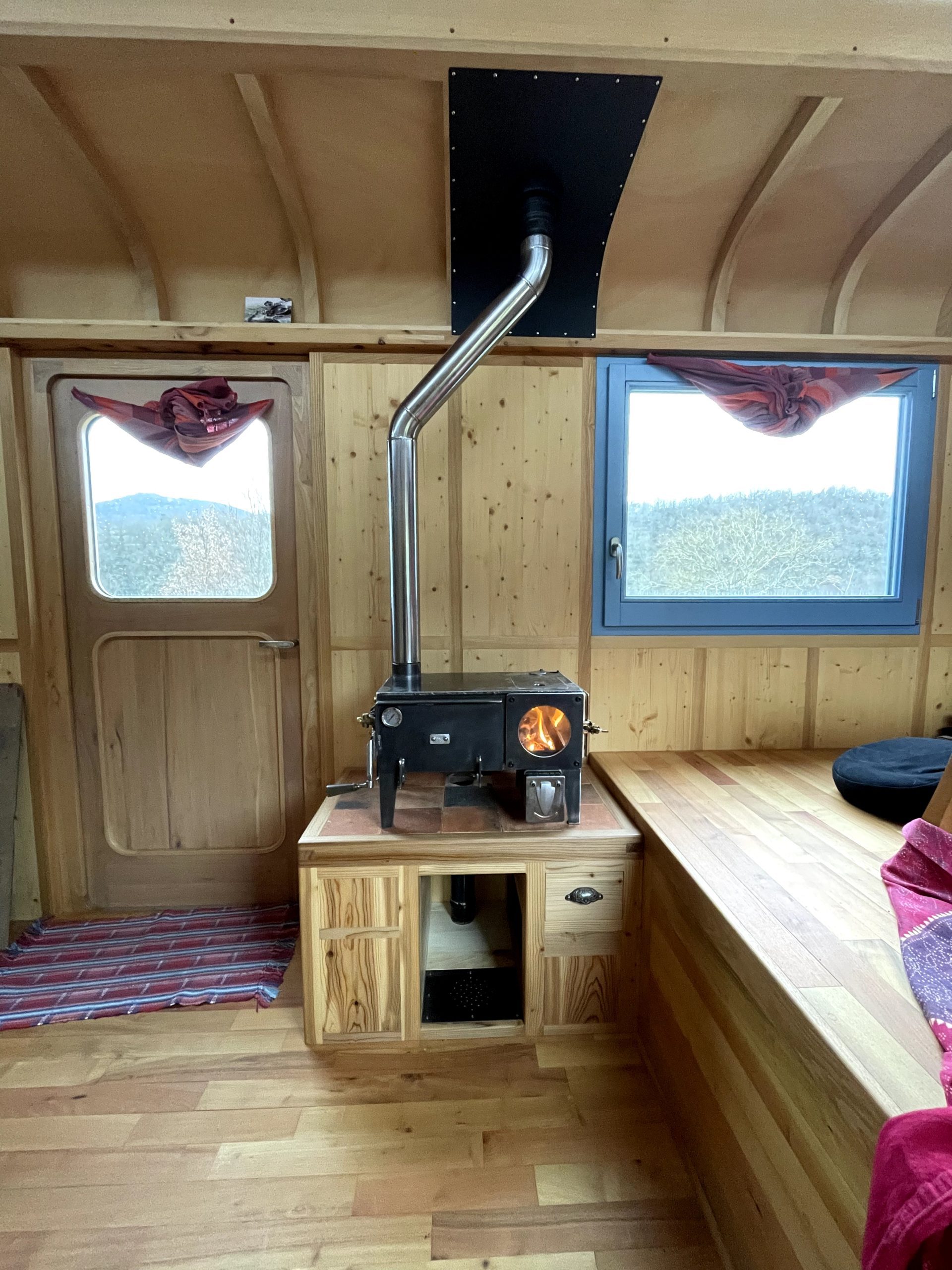 Mini cuisinière à bois